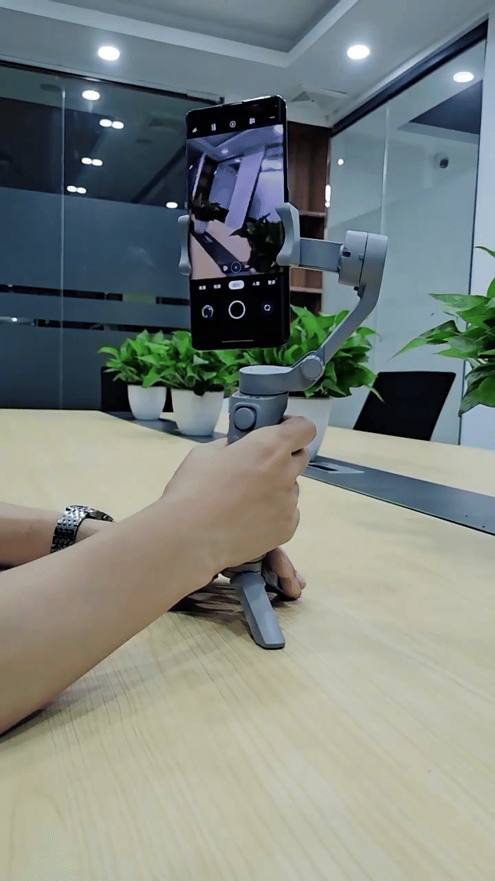 Handheld Gimbal – A 3-Axis smartphone stabilizer designed for smooth, cinematic video capture with smart features like face tracking and time lapse.