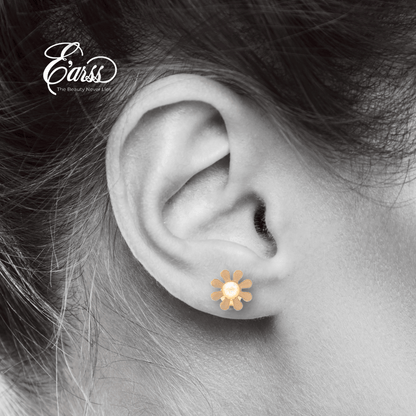Daisy with Pearl Gold | Stainless Steel | 18K Gold Plated